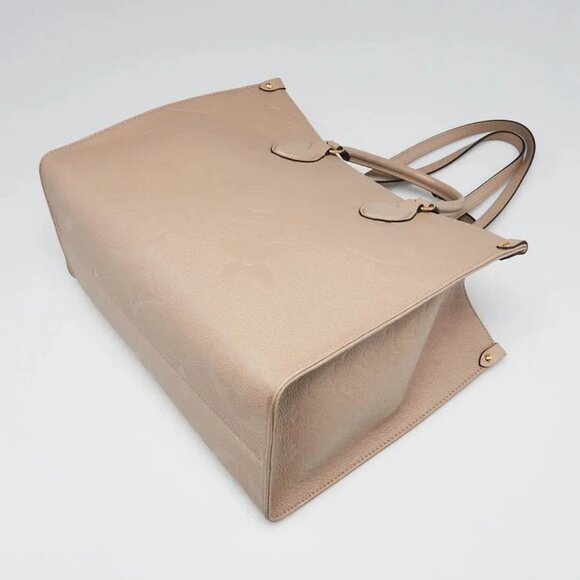 Louis Vuitton Turtledove Monogram Empreinte Leather Onthego MM Bag - Picture 4 of 10